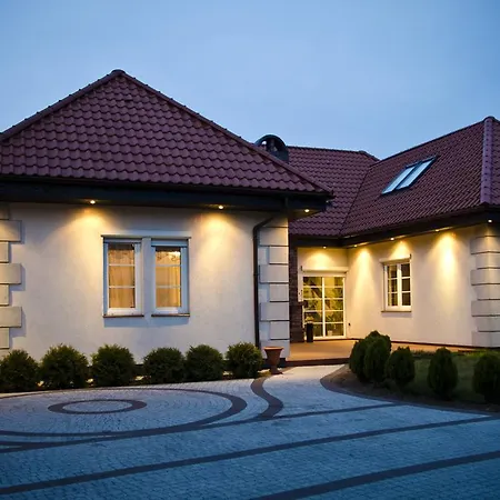 Hof Habitación en casa particular Luboń