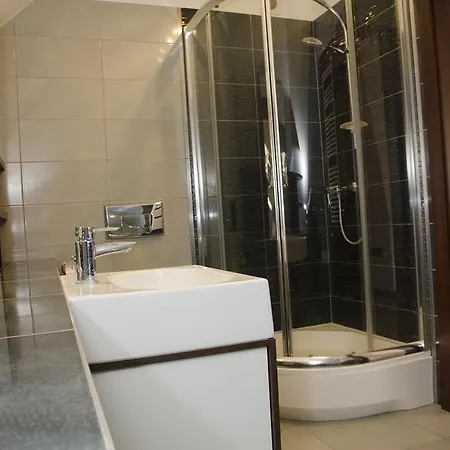 Hof Habitación en casa particular Luboń