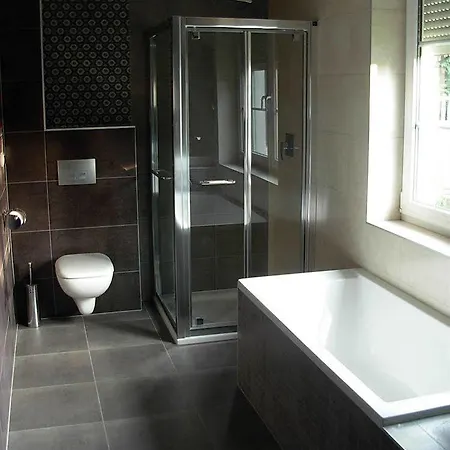 Hof Habitación en casa particular Luboń